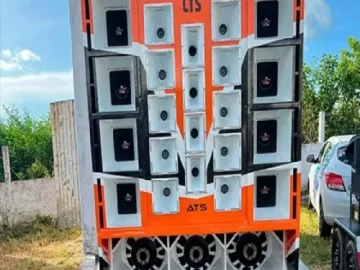Download FRANCYSCO AFAMADO - BAU ULTRA SOM - LENHADA REMAST TOPADO PRA PAREDÃO